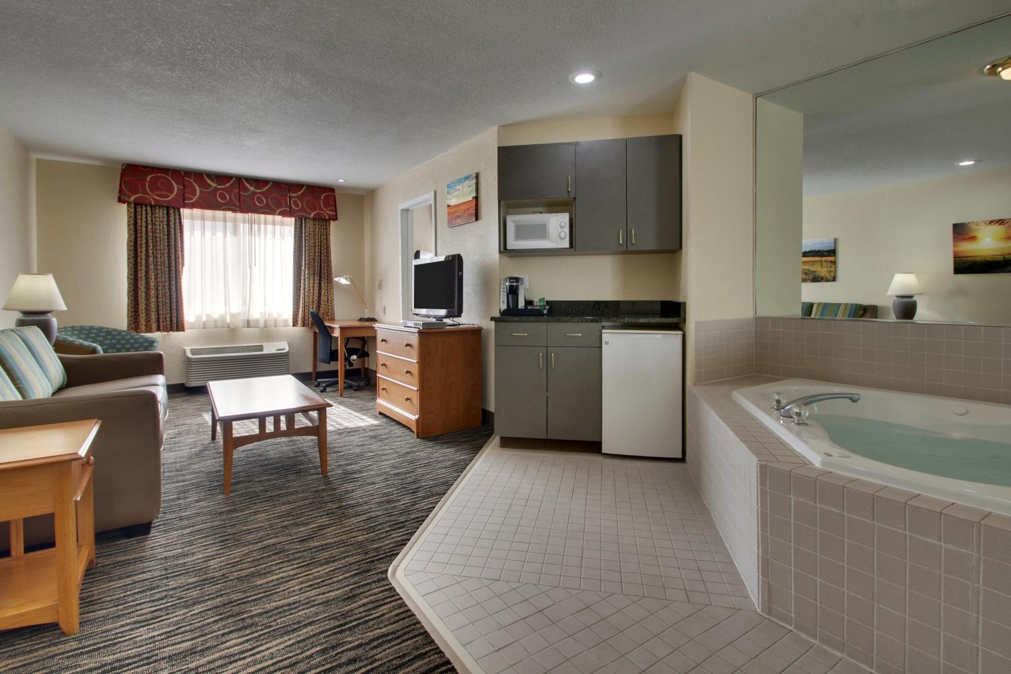 Everspring Inn & Suites Oskaloosa Zewnętrze zdjęcie
