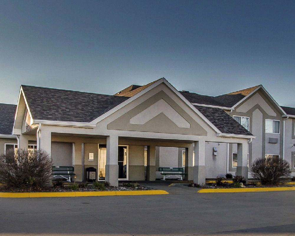 Everspring Inn & Suites Oskaloosa Zewnętrze zdjęcie