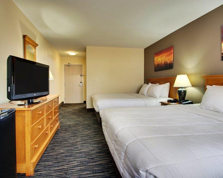 Everspring Inn & Suites Oskaloosa Zewnętrze zdjęcie