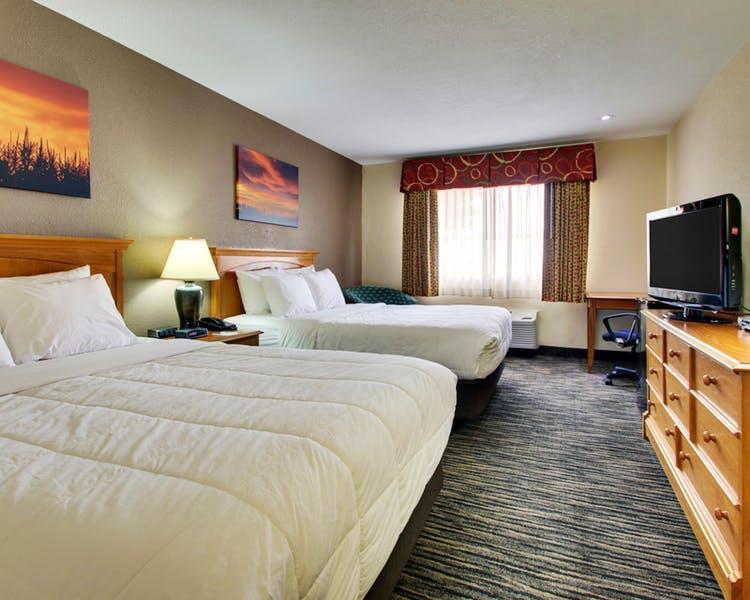 Everspring Inn & Suites Oskaloosa Zewnętrze zdjęcie