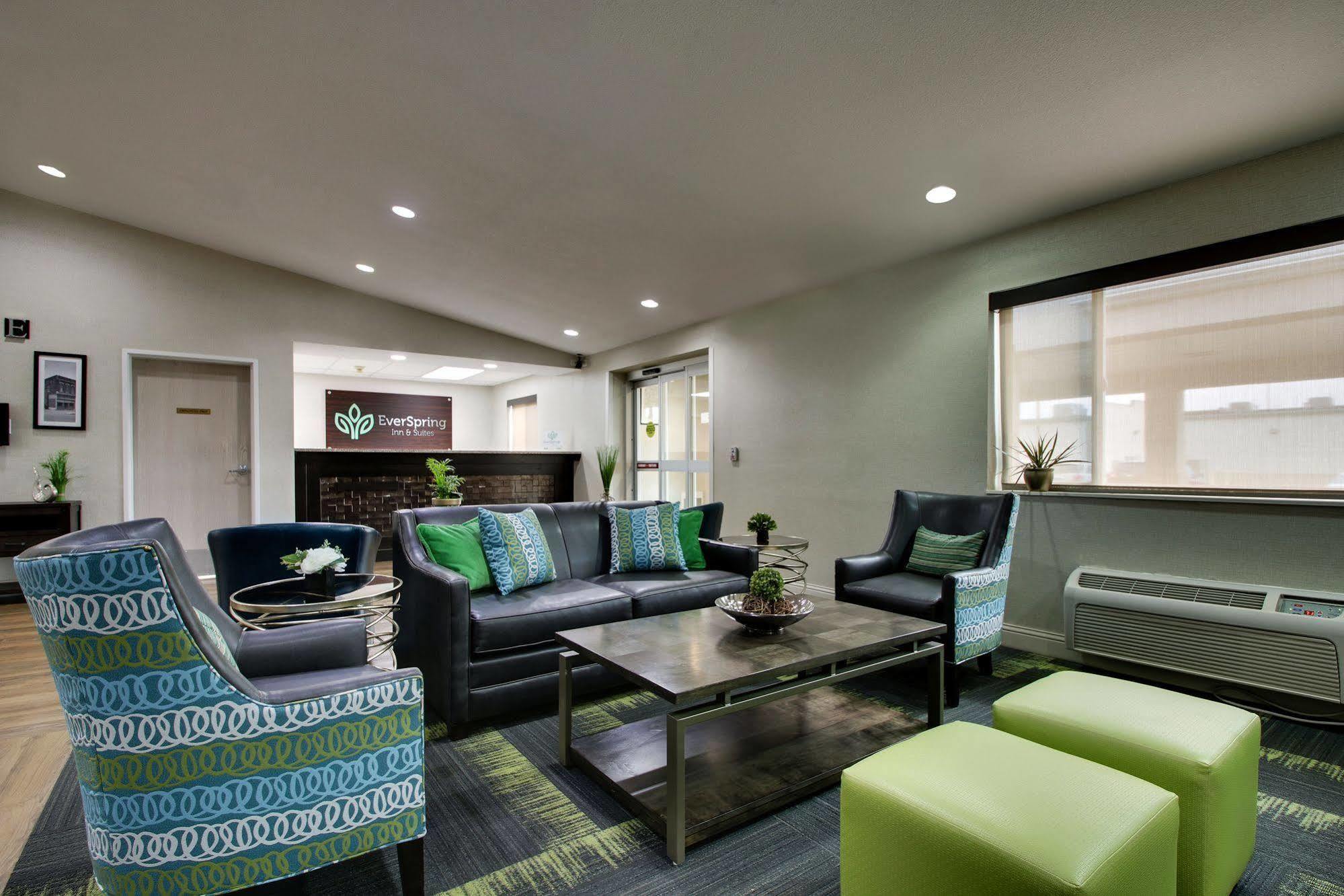 Everspring Inn & Suites Oskaloosa Zewnętrze zdjęcie